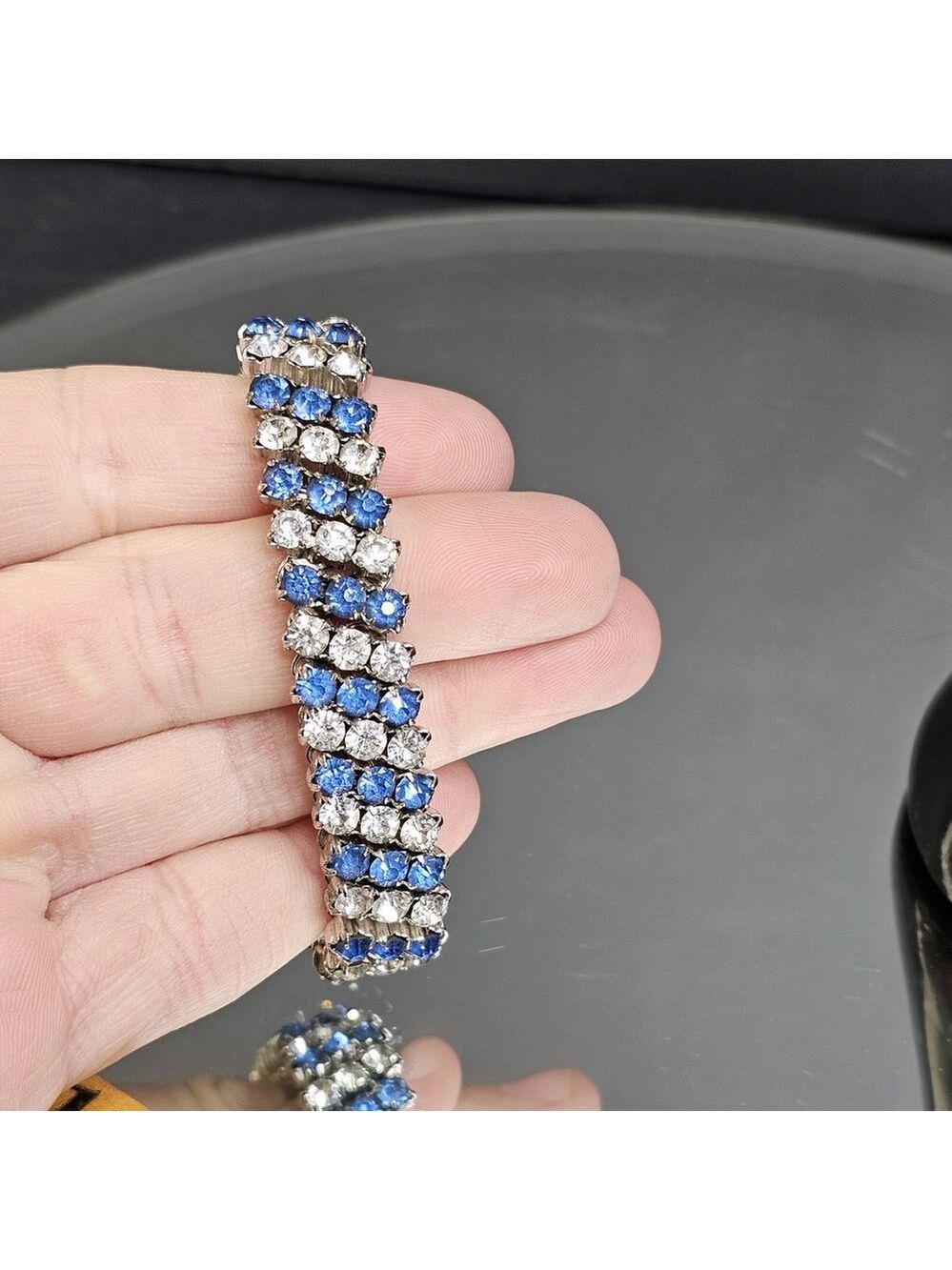 USA Made Bracelet Blue And White Rhinestone Women Self Adjustable One Size 4 All - Picture 4 of 11